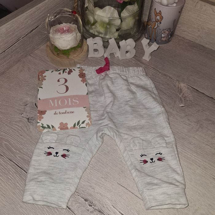 Pantalon bébé fille 3 mois La Halle