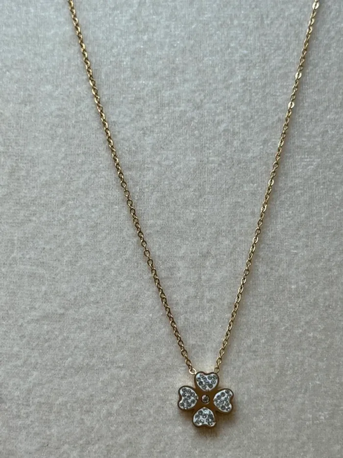 Collier chaîne réglable acier inoxydable or trèfle cristaux blancs - photo numéro 3