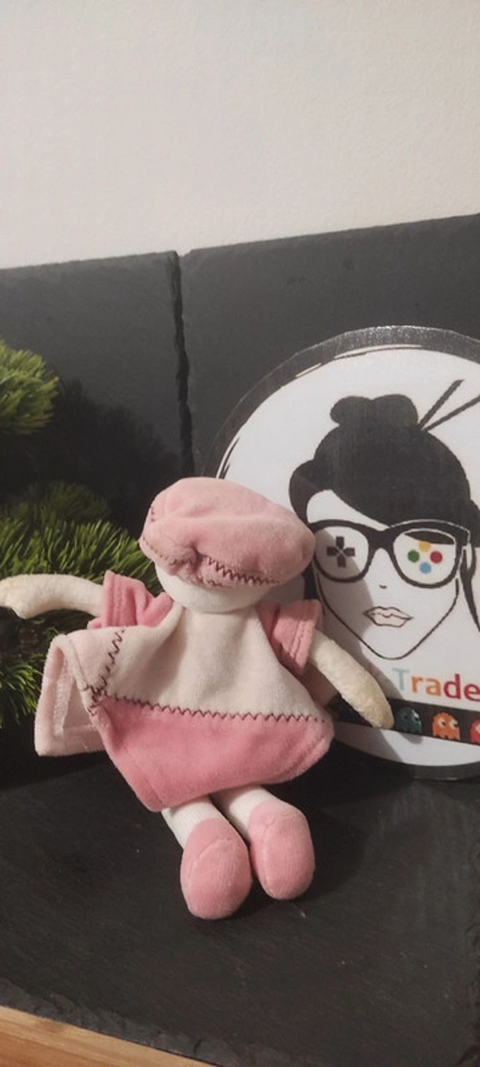 Doudou poupée fille béret et cape rose chapeau rose sucre d'orge - photo numéro 2