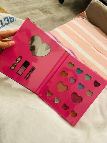 Palette maquillage neuf claire’s