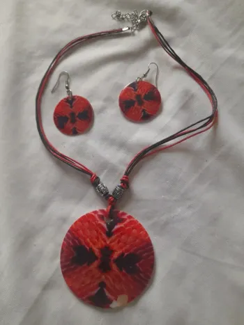 Parure collier + boucles d'oreilles