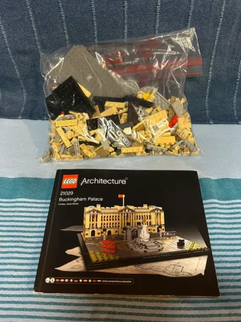 Lego Architecture Palais de Buckingham 21029