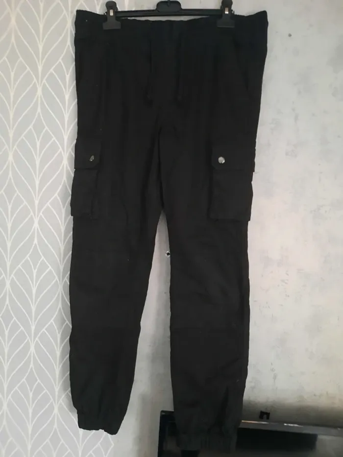 Cargo femme taille L Jennyfer