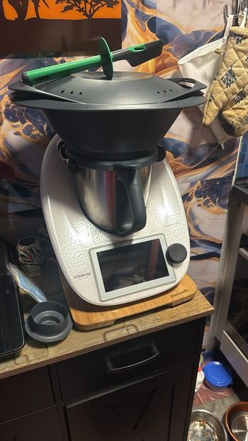 Thermomix TM6 avec Légumes Styler, Arbre, Coupe Spirale,Sac de transport 2 pièces ,