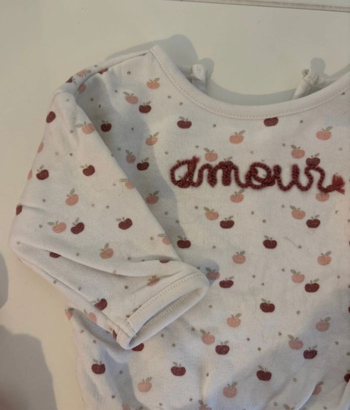 Pull bébé « amour » - photo numéro 2