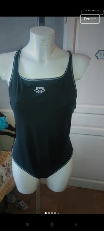 Très beau maillot de bain Arena m3