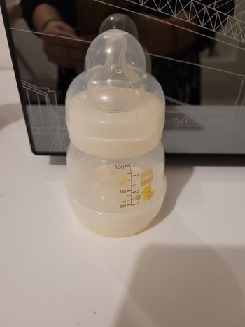 Biberon naissance mam