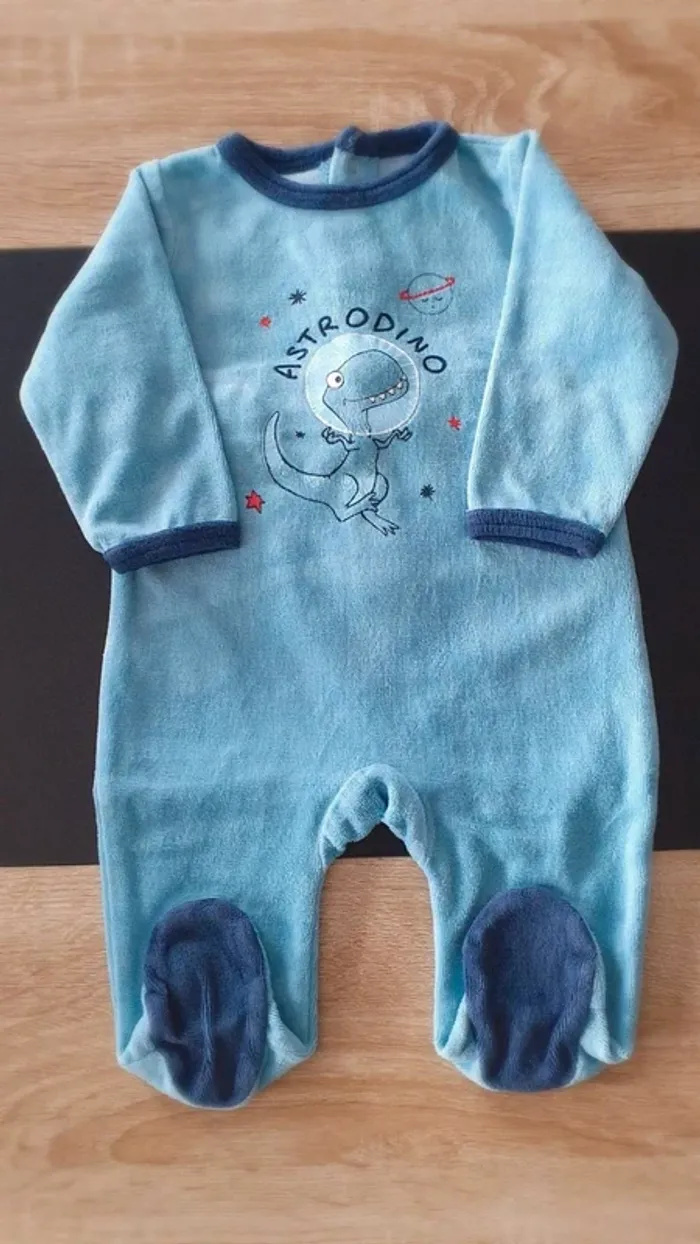 Lot de 4 pyjamas hiver 3 mois - 62 cm - photo numéro 2