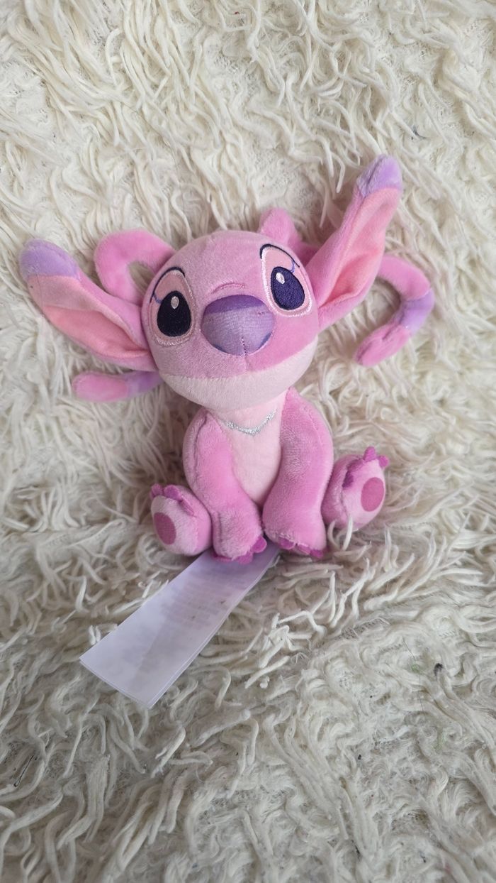 Peluche d'épaule disney aimanté angel / stitch disneyland paris - disney store ( sans aimant )