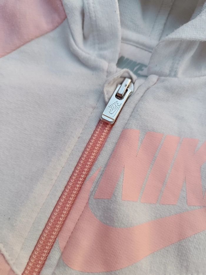 🔸Combinaison rose et blanche Nike - 9 mois🔸 - photo numéro 3