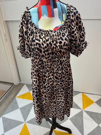 Robe léopard H&M Taille 40