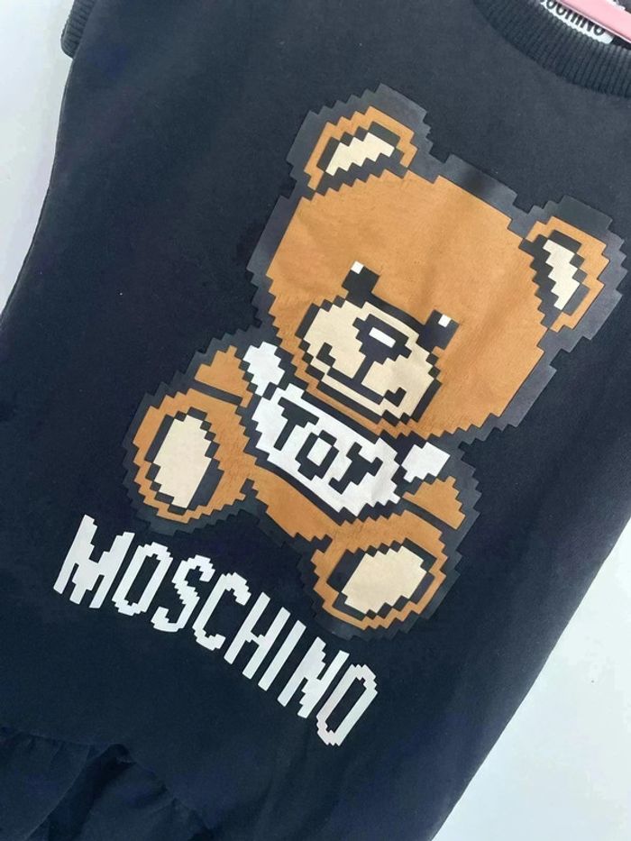 Robe moschino - photo numéro 2