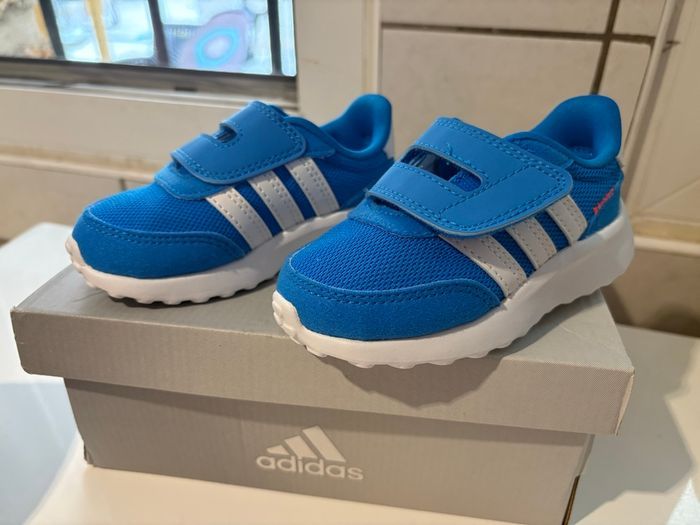 Basket Adidas RUN 70s AC t.22 - photo numéro 4