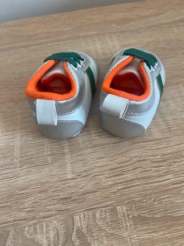 Basket bébé neuve - photo numéro 3