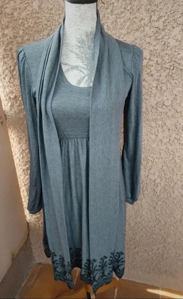 Robe +écharpe taille 36 - photo numéro 6