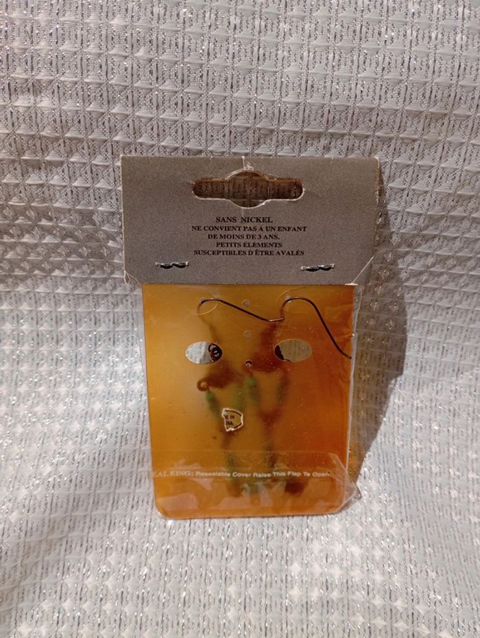 Boucles d'oreilles neuve - photo numéro 2