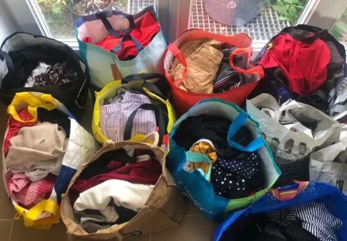 Colis mystère  femmes et enfants selon votre taille et budget - photo numéro 3