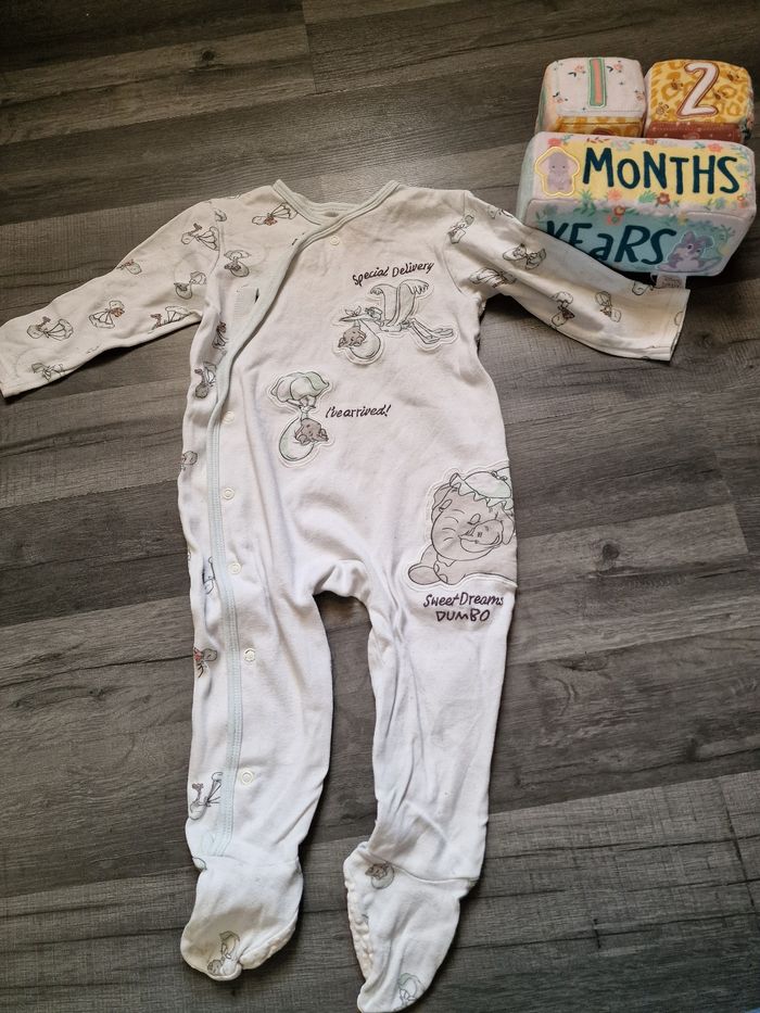 Ensemble disney 4 pièce dumbo 12M - photo numéro 5