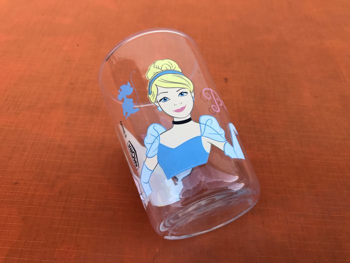 Verre décoré " collector " Disney Princesses Amora - photo numéro 2