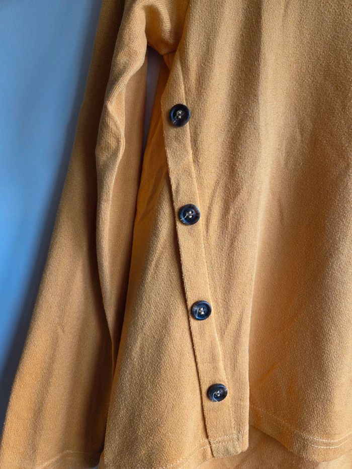 Pull moutarde colloseum - taille xs - boutons déco - photo numéro 2