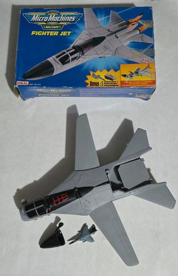 Micro machines military fighter jet en boite