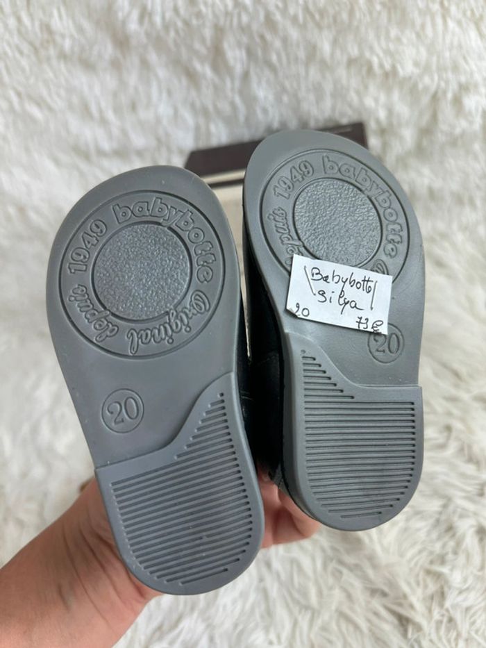 Paire de babies coloris argenté Babybotte taille 20 - photo numéro 4