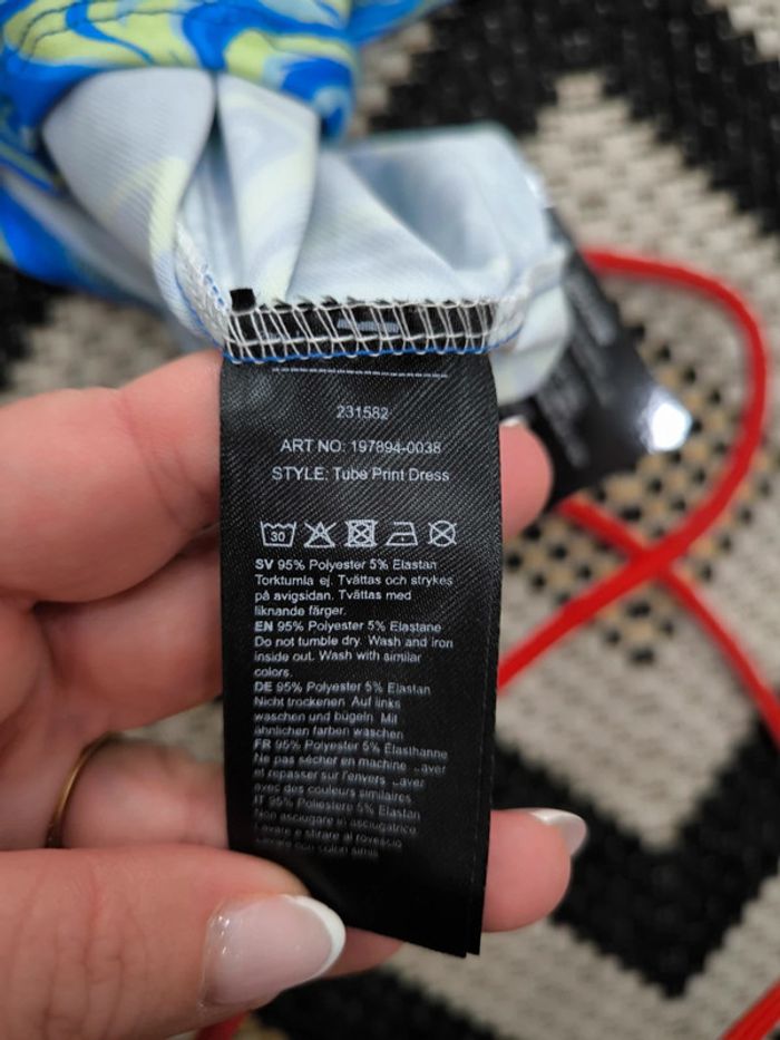 Robe imprimée taille S NLY one neuve - photo numéro 4
