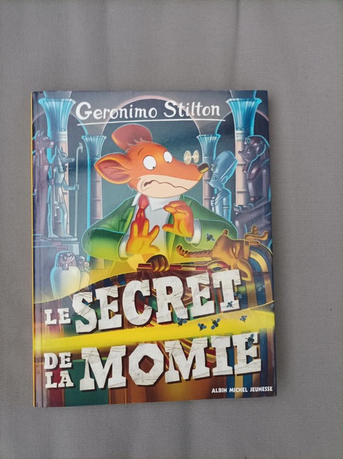 Livre "le secret de la momie" Geronimo Stilton neuf