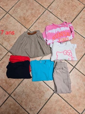 Lot fille 7 ans