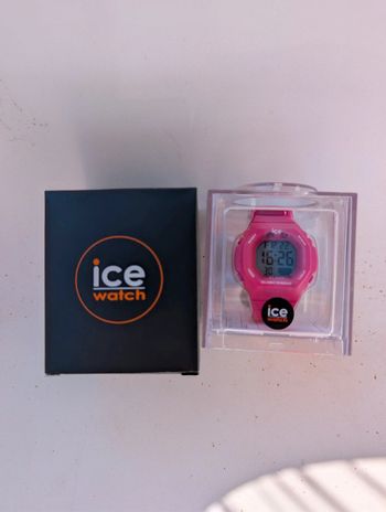 Montre ice watch digital. Neuf
