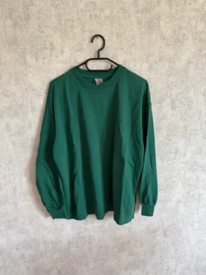 haut à manches longues vert sapin Asos taille S
