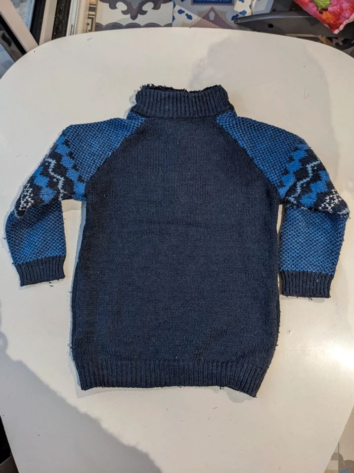 Pull camionneur 4 ans - photo numéro 4