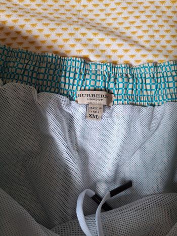 mailot de bain homme "Burberry" taille XXL mais taille petit