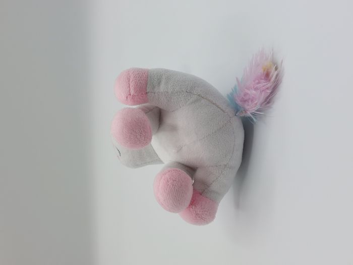 Petite peluche doudou licorne blanc rose crinière queue multicolore env. 15 cm - photo numéro 6