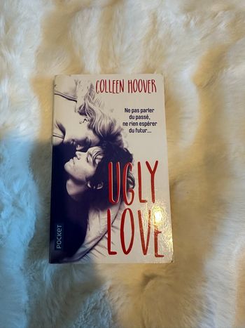 Ugly Love de Colleen Hoover 