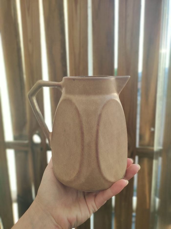 Carafe / pichet en grès