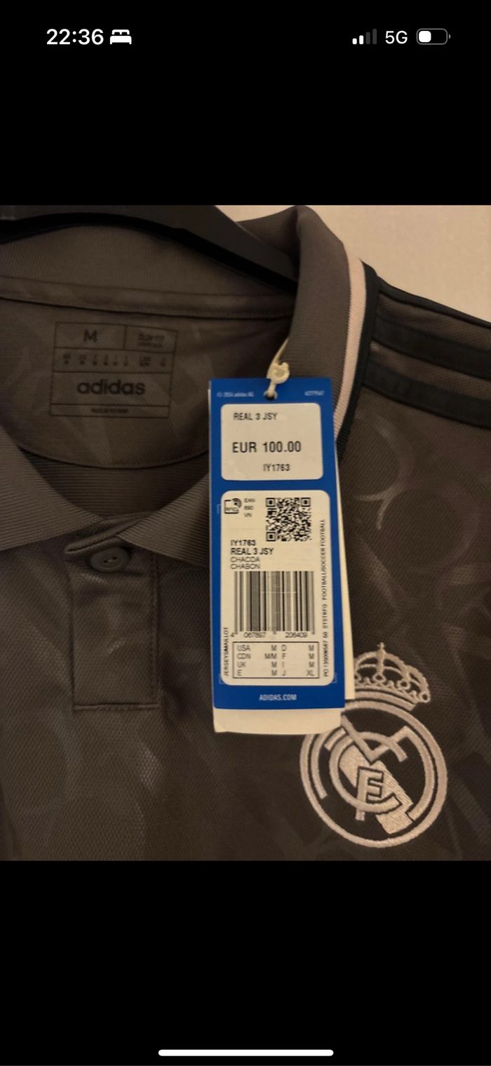 Maillot de foot du réal Madrid 24/25 - photo numéro 3