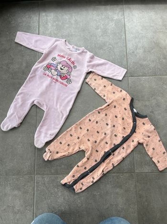 Très gros lot vêtements fille 3 - 6 - 9 mois - photo numéro 3