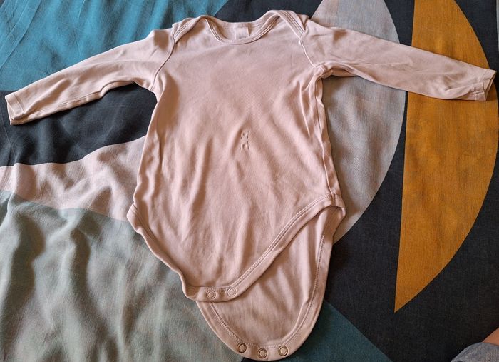 Lot de 4 bodys manches longues 24 mois - photo numéro 9