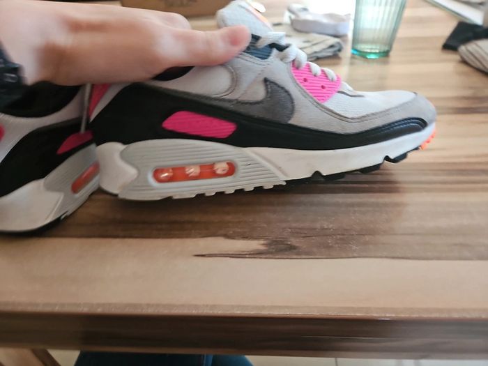 Basket air max 90 Dunkin'Donuts taille 40,5 - photo numéro 7