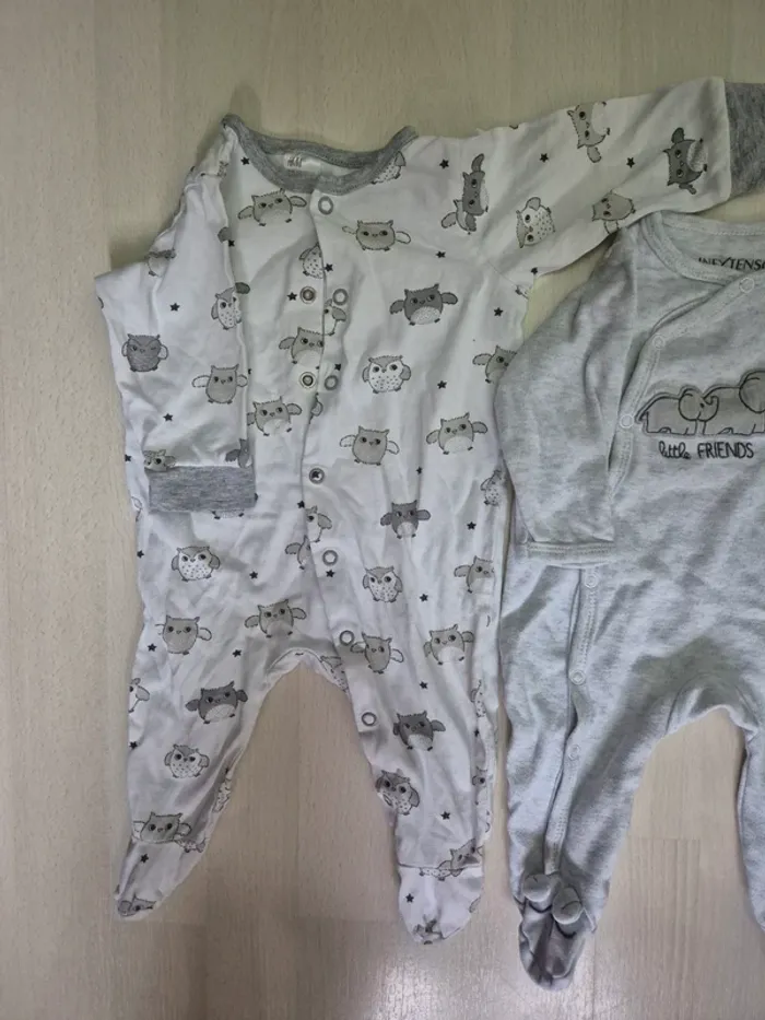 Pyjamas 3 mois - photo numéro 3