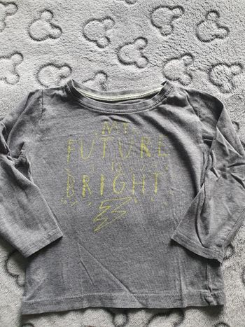 Tshirt 24/36 mois
Taille 98