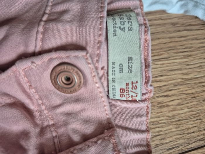 Ensemble Jean pantalon rose zara baby 12/18 mois et Tee-shirt manche courte sequins - photo numéro 5