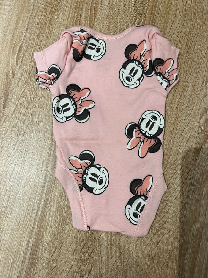 Lot de trois Bodys manches courtes Disney, taille naissance - photo numéro 10