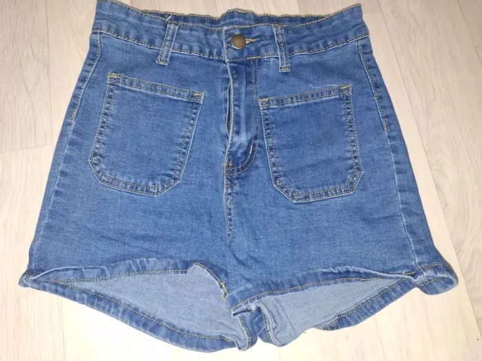 Short taille haute