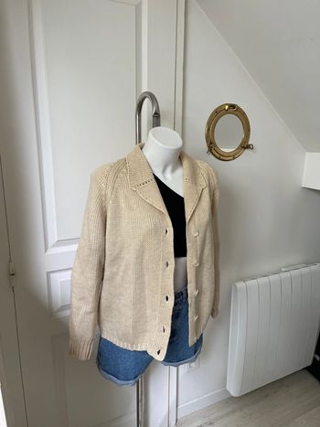 Pull / gilet beige crème