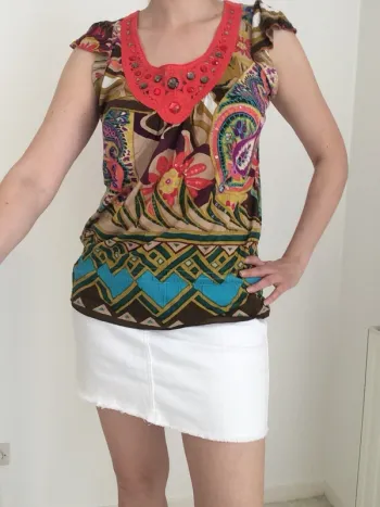Tunique exotique  pierres et strass