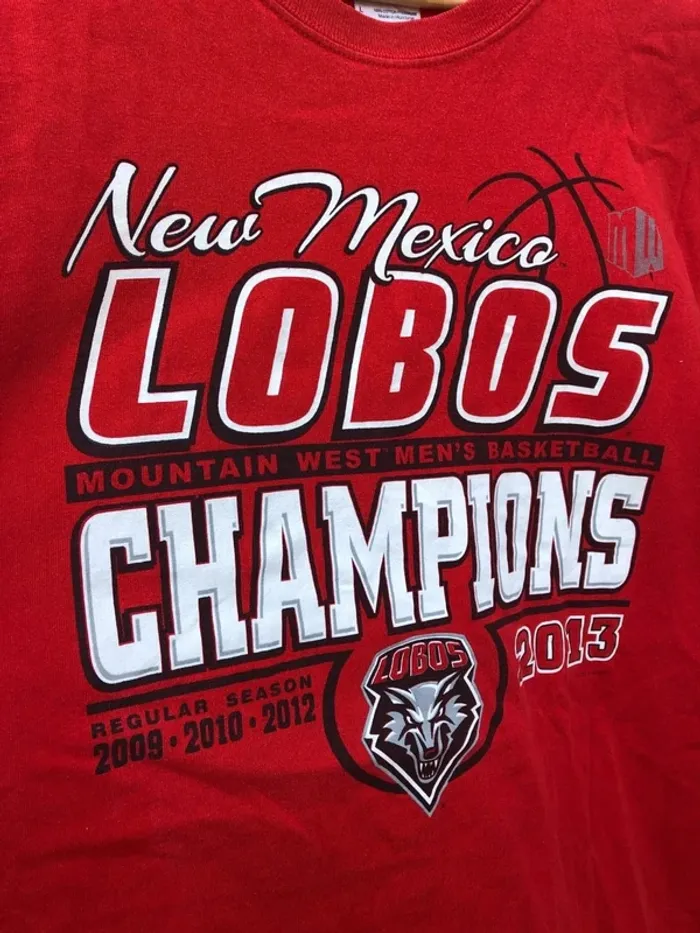 GIldan T-shirt red basketball New Mexico Lobos NCAA varsity Mens L - photo numéro 4