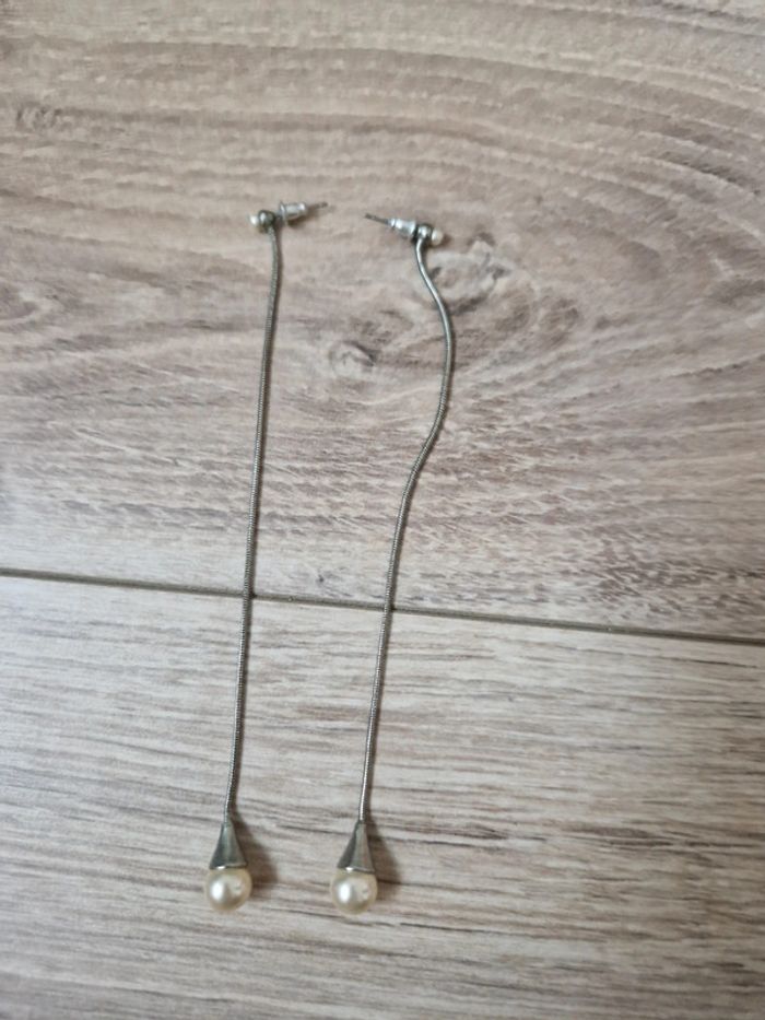 Pendants d'oreilles avec perles