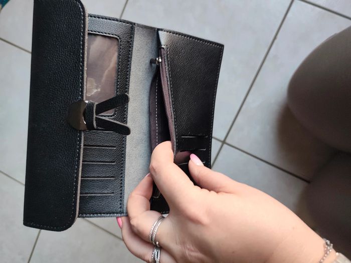 Portefeuille - photo numéro 5